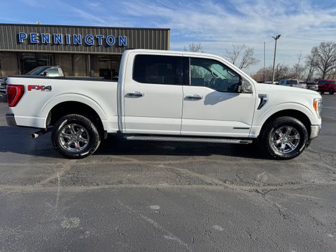 Used 2022 Ford F150 XLT w/ Equipment Group 302A High image 8