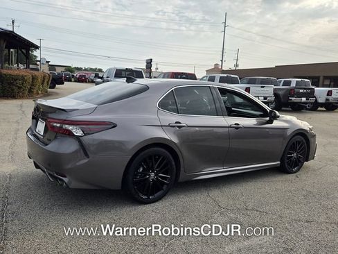 Used 2023 Toyota Camry XSE FWD image 14