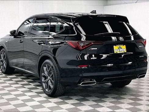 Used 2023 Acura MDX A-Spec image 3