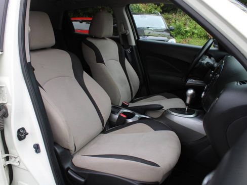 Used 2012 Nissan Juke SV AWD/4WD image 32
