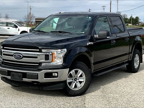 Used 2018 Ford F150 XLT w/ Equipment Group 301A Mid AWD/4WD image 8