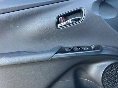 Used 2022 Toyota Prius Prime Limited image 11