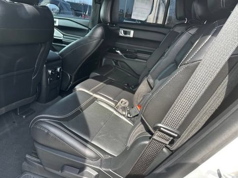 Used 2023 Ford Explorer ST w/ Equipment Group 401A AWD/4WD image 16