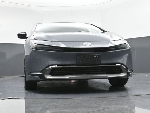 Used 2024 Toyota Prius XLE image 21