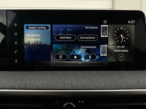 Used 2025 Nissan Kicks SV image 27