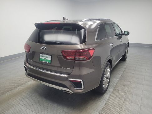 Used 2019 Kia Sorento SX image 9
