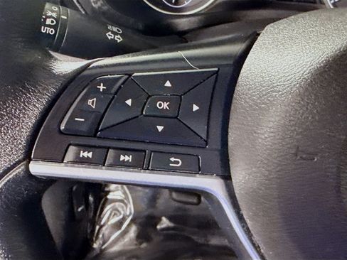 Used 2023 Nissan Sentra SV FWD image 14