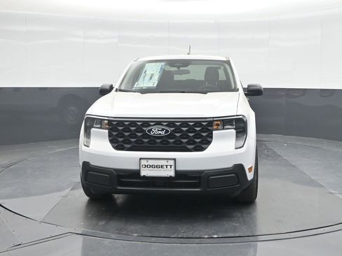 New 2025 Ford Maverick XL image 5