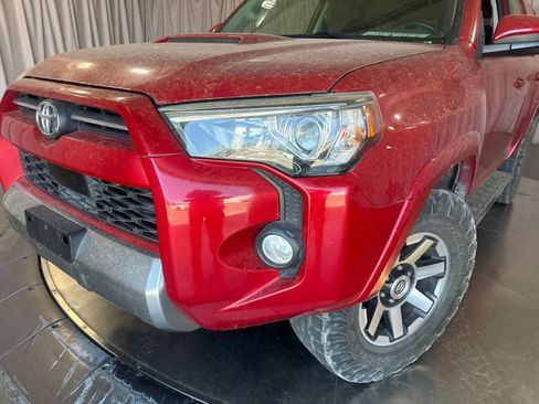 Used 2020 Toyota 4Runner TRD Off-Road AWD/4WD image 9