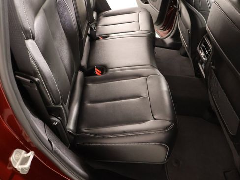 Used 2024 Jeep Grand Cherokee Limited w/ Black Appearance Package image 15