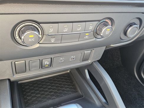 New 2026 Nissan Frontier S image 19
