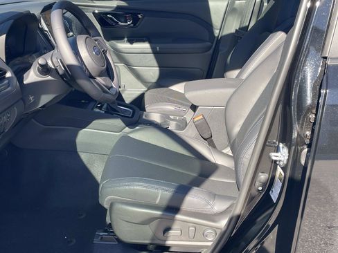 New 2025 Subaru Forester Limited w/ Popular Package image 9