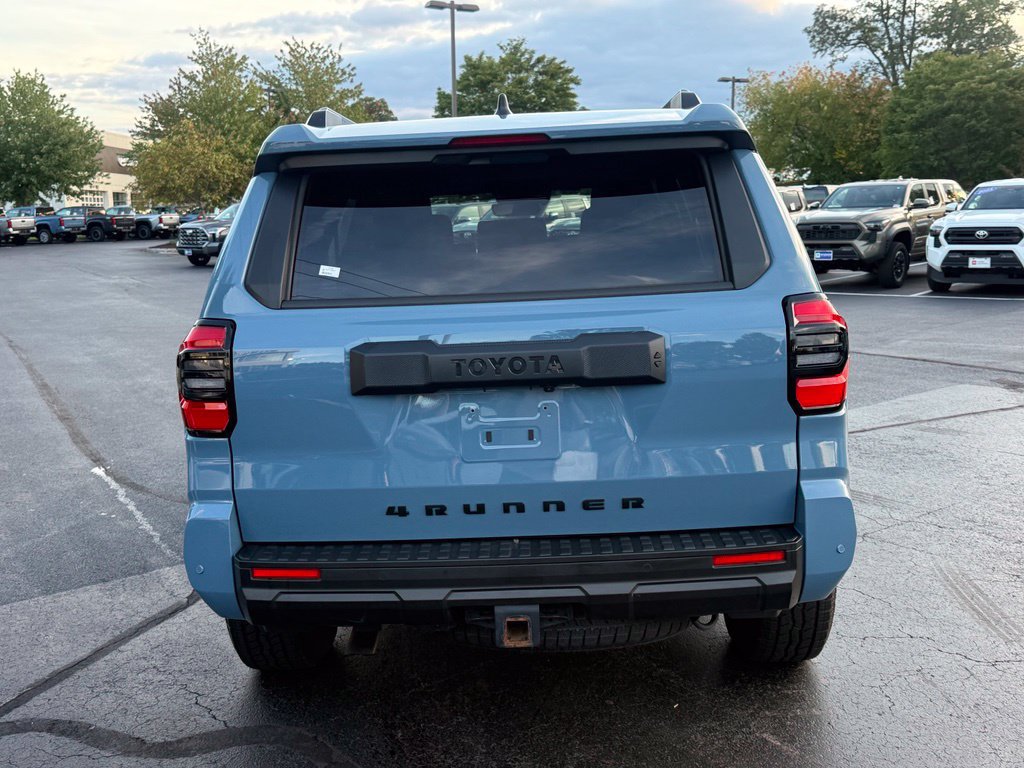 Used 2025 Toyota 4Runner TRD Off-Road Premium AWD/4WD image 6