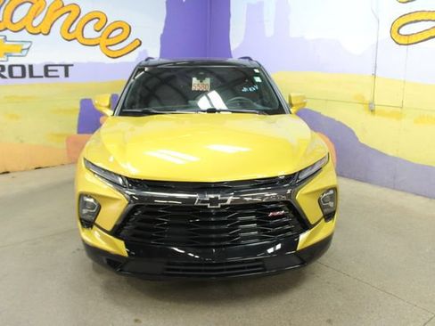 Used 2023 Chevrolet Blazer RS w/ Driver Confidence II Package AWD/4WD image 3