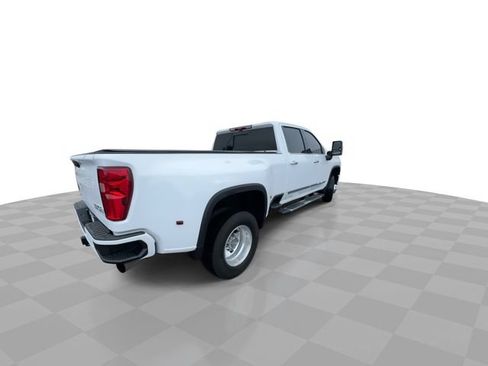 Certified 2024 Chevrolet Silverado 3500 High Country w/ Technology Package AWD/4WD image 8