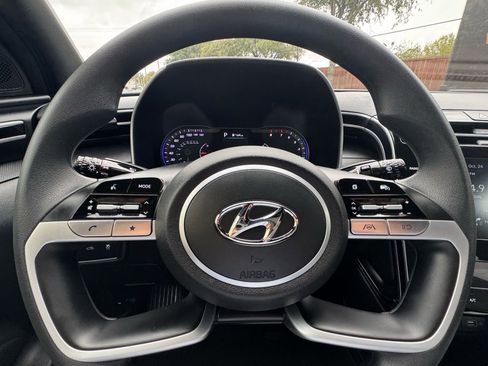 Used 2024 Hyundai Santa Cruz SEL image 18