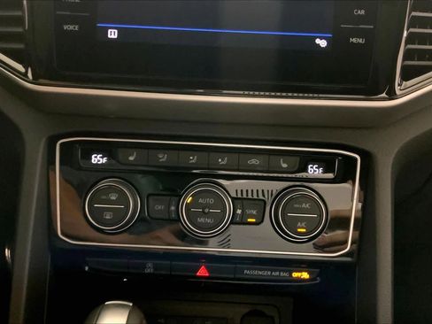 Used 2022 Volkswagen Atlas Cross Sport SEL R-Line w/ Cross Sport MDO Package AWD/4WD image 34