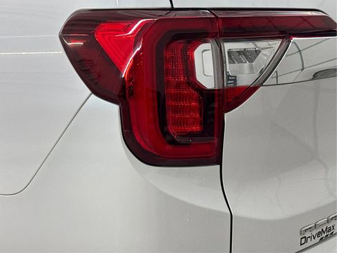 Used 2020 GMC Acadia Denali w/ Denali Ultimate Package image 34