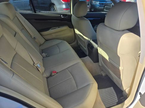 Used 2013 INFINITI G37 x Sedan w/ Premium Pkg image 9