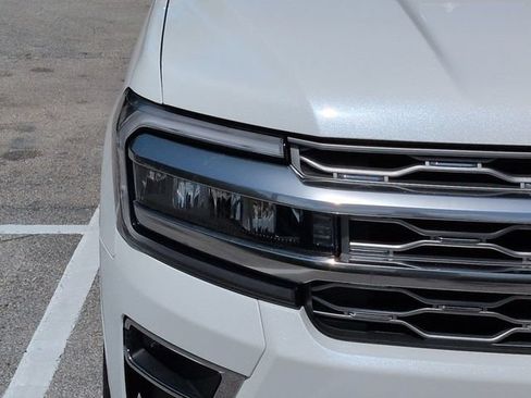 Certified 2024 Ford Expedition Max Platinum RWD image 10