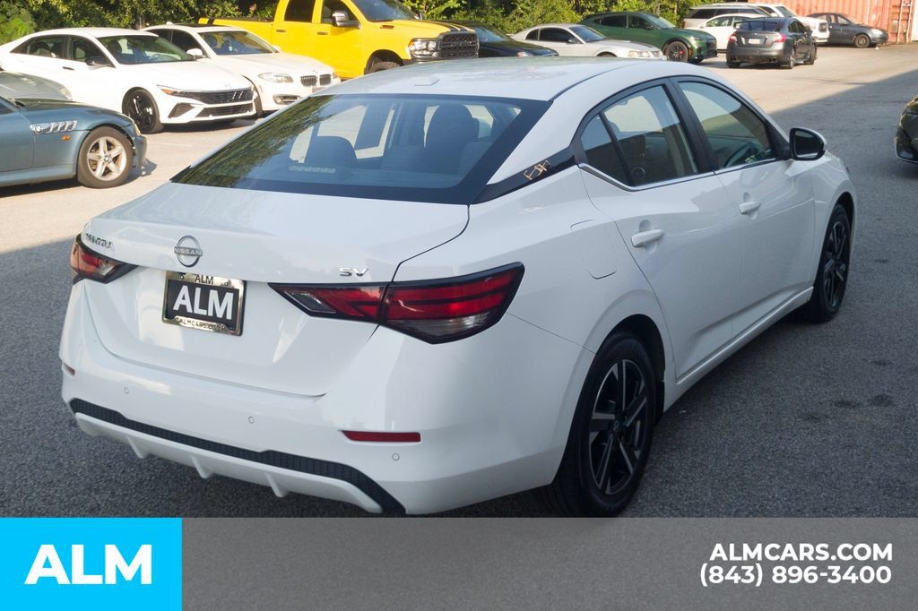 Used 2024 Nissan Sentra SV FWD image 5