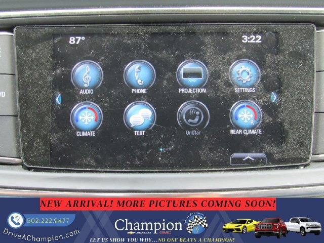 Used 2018 Buick Enclave Essence AWD/4WD image 12