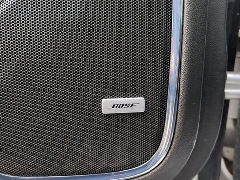 Certified 2019 Chevrolet Suburban LT w/ Luxury Package image 23