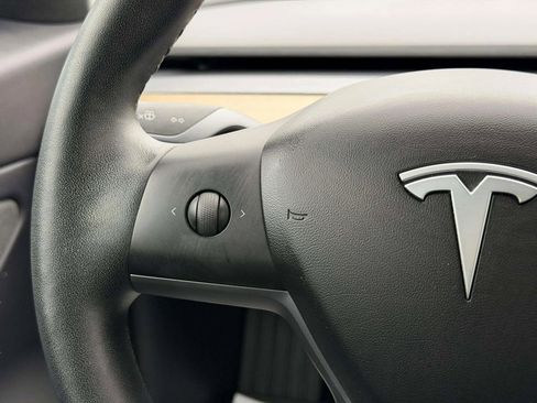 Used 2019 Tesla Model 3 Standard Range Plus image 29
