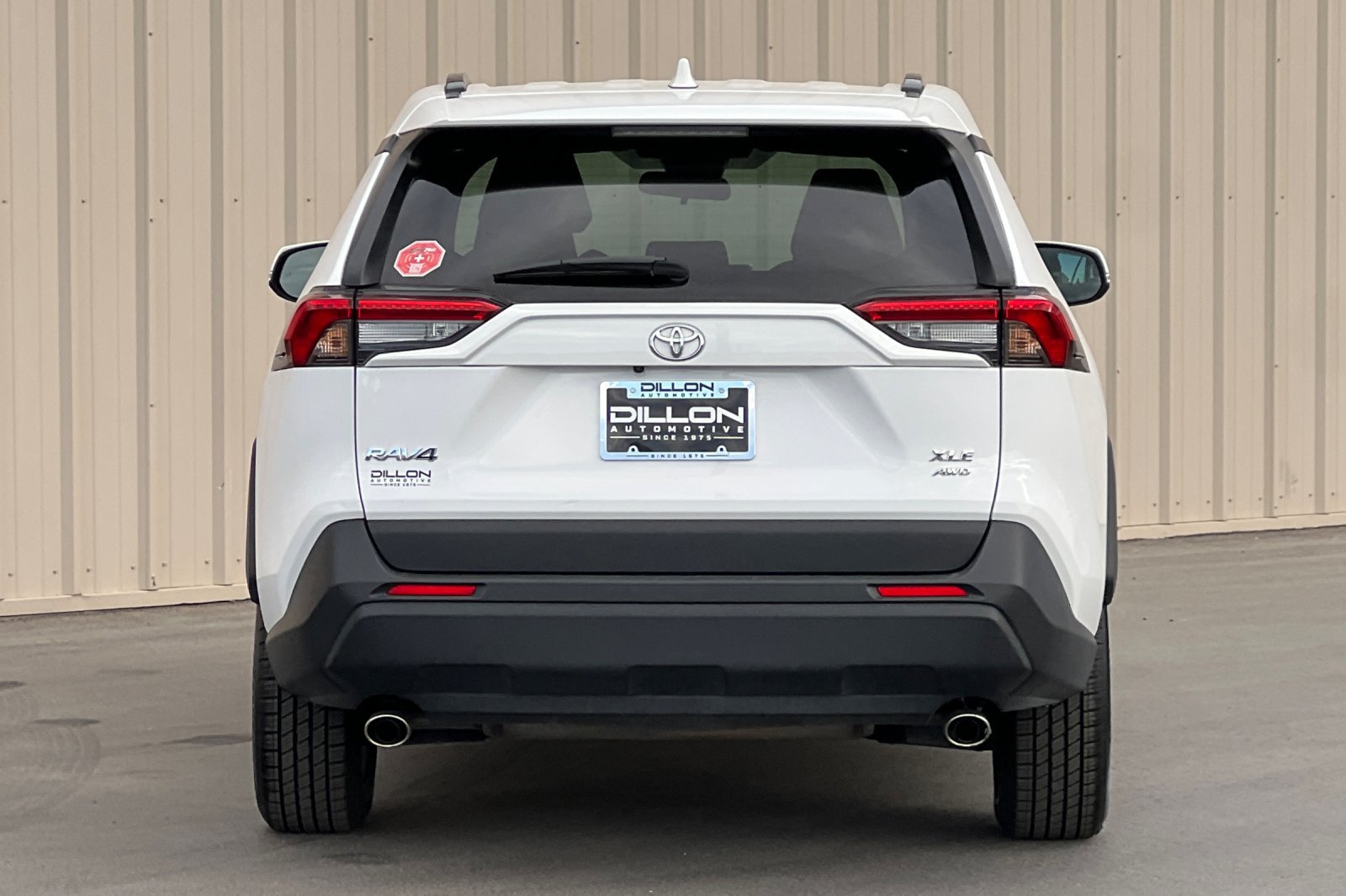Used 2025 Toyota RAV4 XLE AWD/4WD image 8