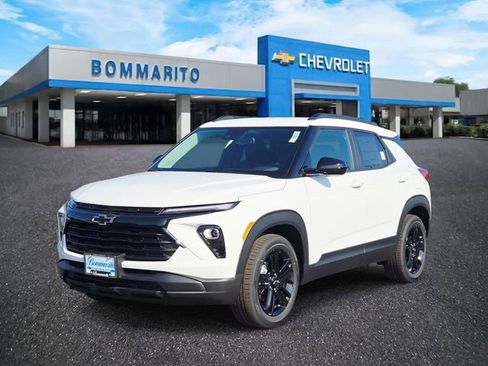 New 2026 Chevrolet TrailBlazer LT w/ Convenience Package FWD image 1