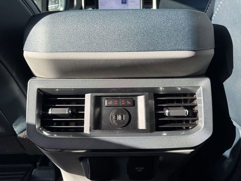 Used 2024 Ford F250 Limited image 14