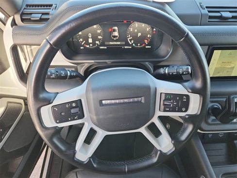 Used 2024 Land Rover Defender 110 S image 13