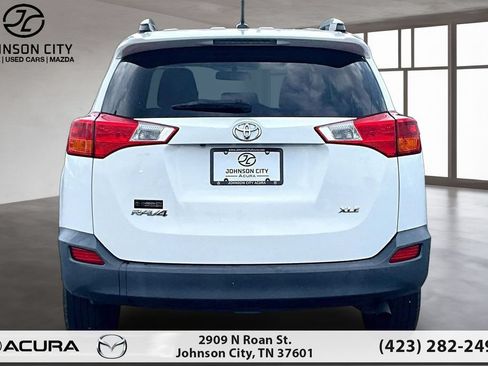 Used 2015 Toyota RAV4 XLE FWD image 4