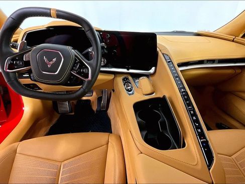 Used 2023 Chevrolet Corvette Stingray Premium Conv w/ Z51 Performance Package RWD image 18