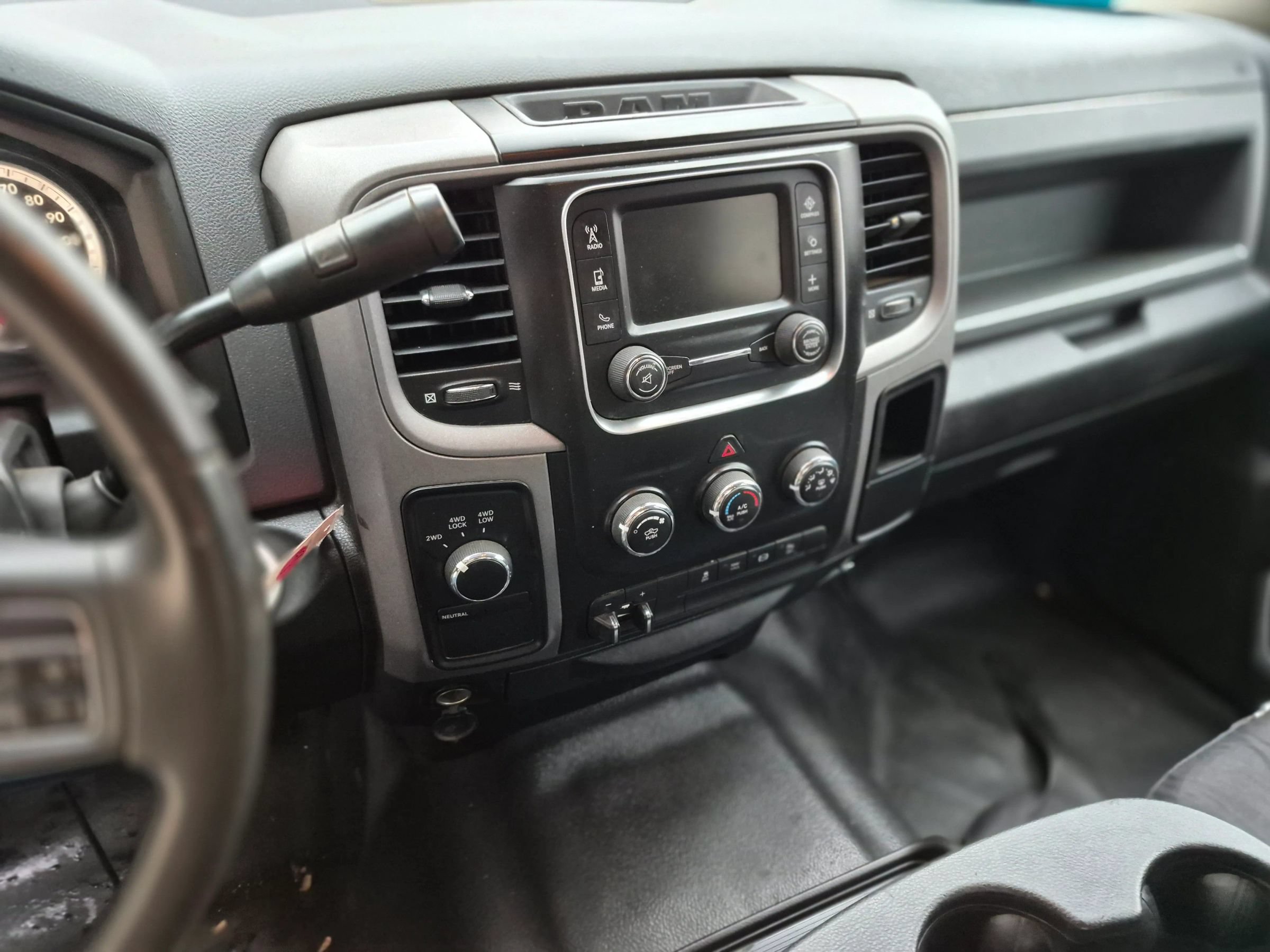 Used 2015 RAM 3500 Tradesman w/ Chrome Appearance Group AWD/4WD image 8