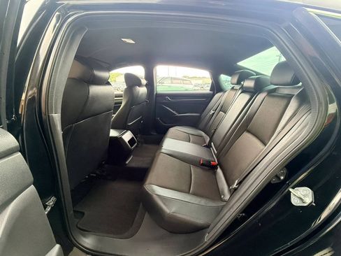 Used 2020 Honda Accord Sport image 12