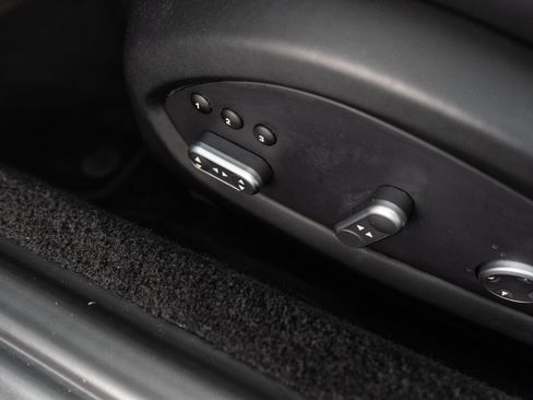 Used 2017 Ferrari California T RWD image 38