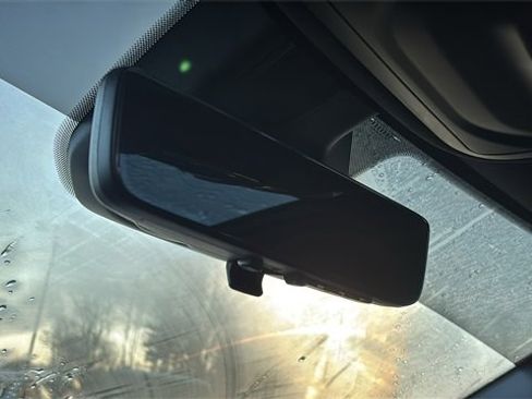 Used 2025 Jeep Grand Cherokee L Limited w/ Luxury Tech Group II image 24