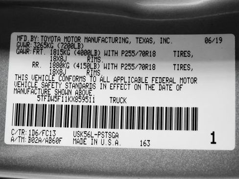 Used 2019 Toyota Tundra SR5 w/ SR5 Upgrade Package AWD/4WD image 52