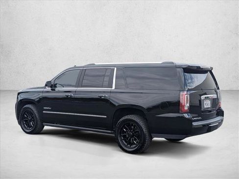 Used 2017 GMC Yukon XL Denali w/ Open Road Package AWD/4WD image 8