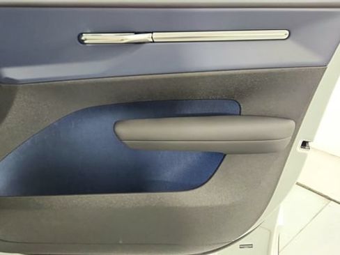New 2026 Volvo EX30 Plus w/ Protection Package Premier RWD image 34