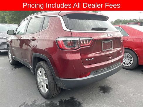 Used 2022 Jeep Compass Latitude w/ Convenience Group AWD/4WD image 5