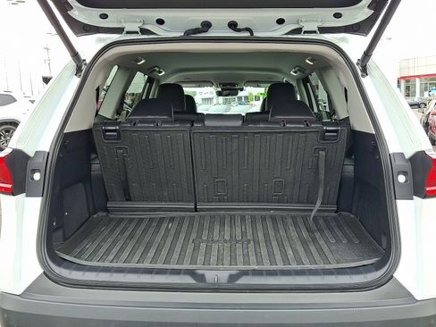 Used 2024 Toyota Grand Highlander XLE image 28