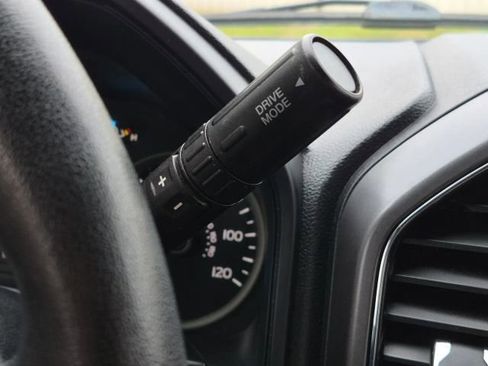 Used 2019 Ford F150 XLT w/ Equipment Group 302A Luxury AWD/4WD image 24