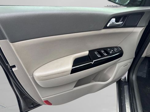 Used 2018 Kia Sportage SX image 23