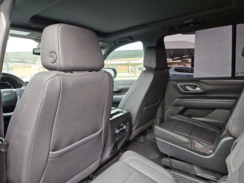 Used 2022 Chevrolet Tahoe Z71 w/ Z71 Off-Road Package image 6