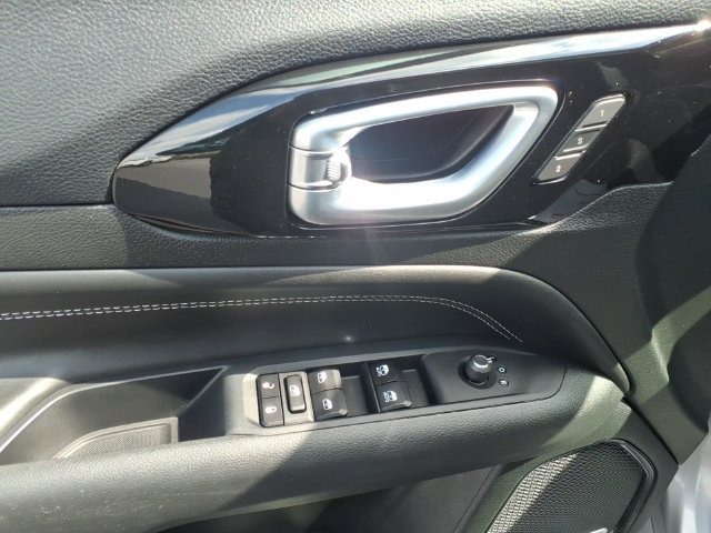 Used 2023 Jeep Compass High Altitude AWD/4WD image 12