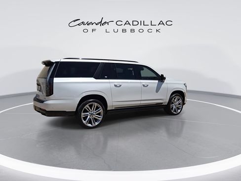 Used 2025 Cadillac Escalade ESV Sport w/ Touring Package AWD/4WD image 8