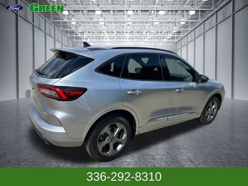 Used 2024 Ford Escape ST-Line AWD/4WD image 5