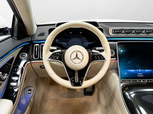 Used 2023 Mercedes-Benz S 580 4MATIC Sedan w/ AMG Line image 53